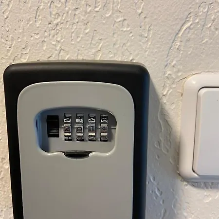 E&k Apartamentai Su Sildomu Baseinu Kieme