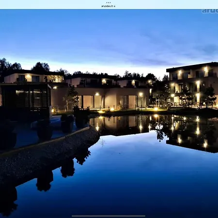 E&k Apartamentai Su Sildomu Baseinu Kieme Apartman