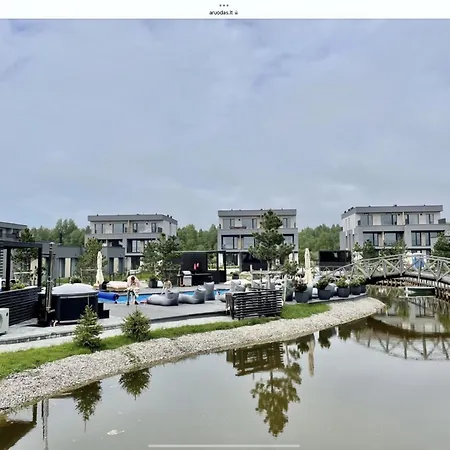 E&k Apartamentai Su Sildomu Baseinu Kieme פלאנגה