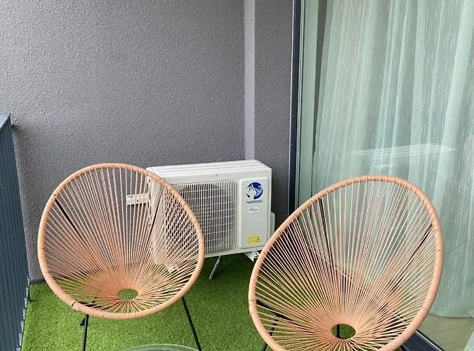 Apartment E&k Apartamentai Su Sildomu Baseinu Kieme